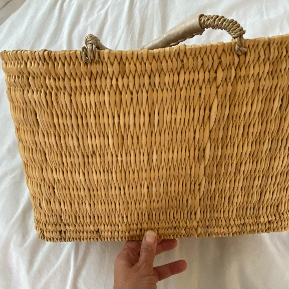 Natural Woven Straw Tote Bag